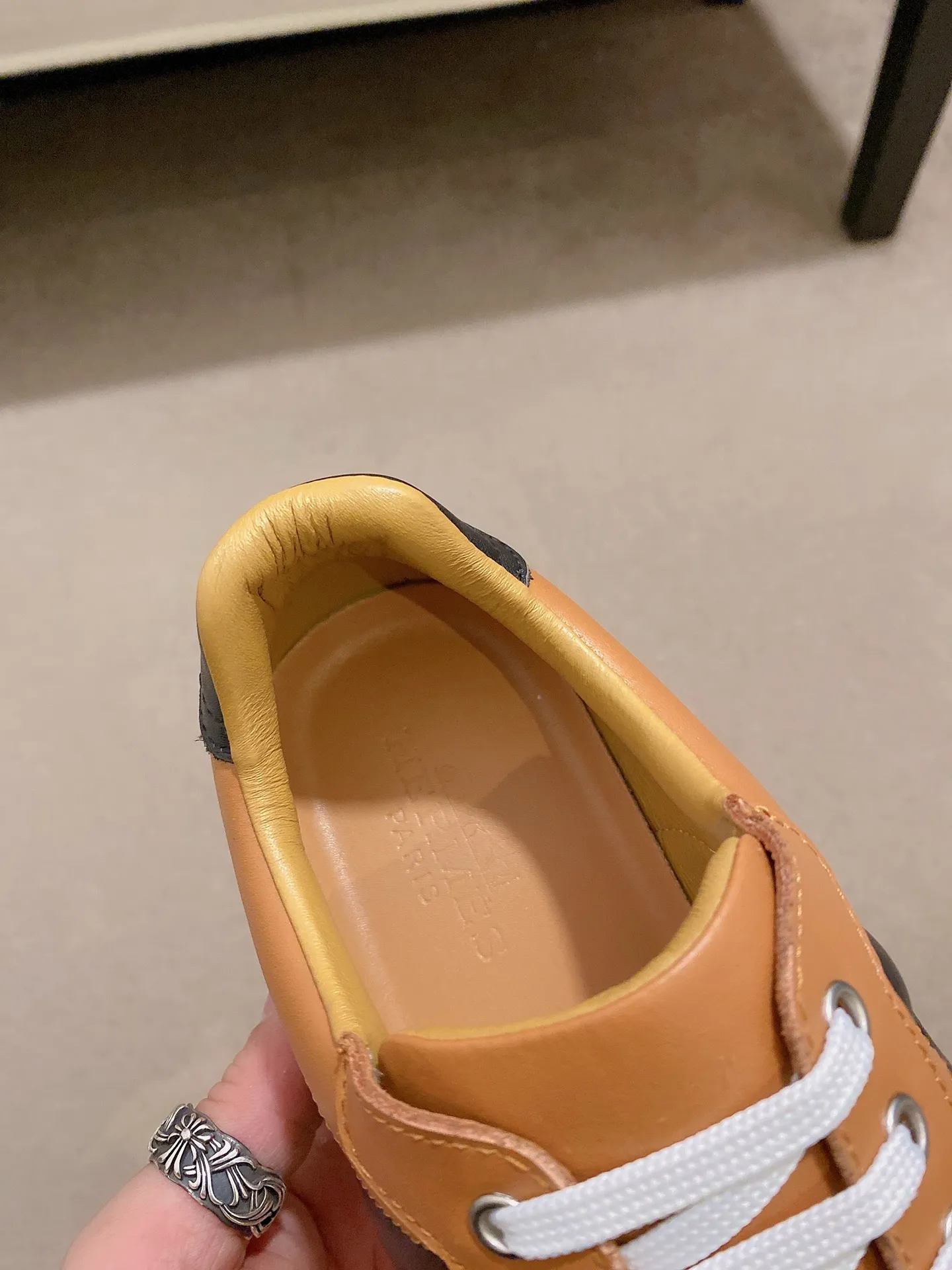 Ex-factory price: 500💰《HERMES》【Classic original single version】Hermès; top 🔝purchasing agent🔍🔍men's latest 🇺🇸sold simultaneously, original imported from Italy ▲▲first-layer cowhide ▲▲ (high-end, nobility and class) ) Exquisite workmanship (Italian 🇮🇹 imported water-dyed 🐂 cowhide lining) sole: original sole provided by the original factory, ⚠️exclusive double-layer activity·TPR·rubber·combined molded outsole; super comfortable·wear-resistant·non-slip·environmental protection The real thing is more beautiful when photographed in kind (high quality, following orders), you can come in and out at will * Number of yards: 38·39·40·41·42·43·44# (can be customized 45.)